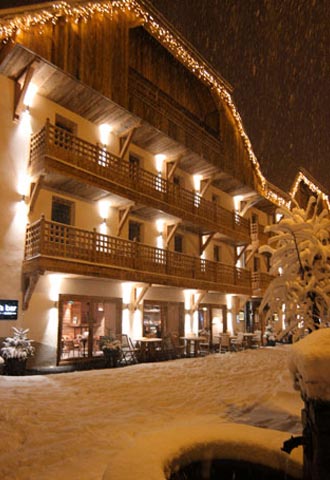 Vaujany Hotel Winter